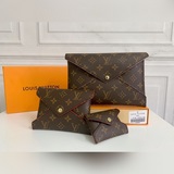 Сумка m67600 Специальная модель pochette kiriga из серии catogram для пожилых лю