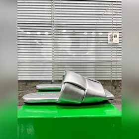 23ss Большой ветер квадратный тапочки Новая популярная модель BV,