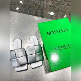 23ss Большой ветер квадратный тапочки Новая популярная модель BV,