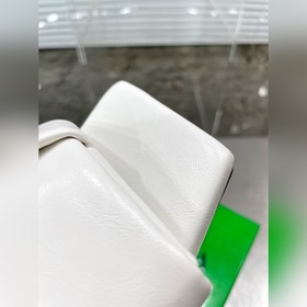 23ss Большой ветер квадратный тапочки Новая популярная модель BV,