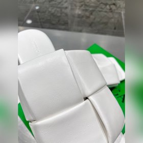 23ss Большой ветер квадратный тапочки Новая популярная модель BV,