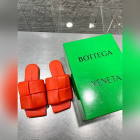 23ss Большой ветер квадратный тапочки Новая популярная модель BV,