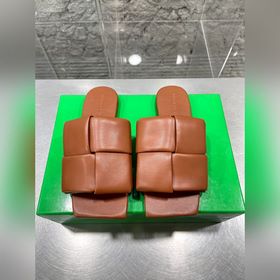 23ss Большой ветер квадратный тапочки Новая популярная модель BV,