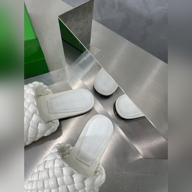 Высококачественная версия, качество оригинальной разработки. Bott