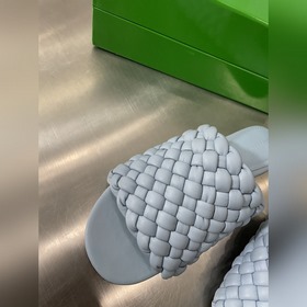 Высококачественная версия, качество оригинальной разработки. Bott
