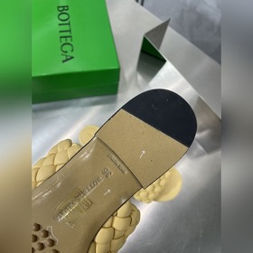 Высококачественная версия, качество оригинальной разработки. Bott