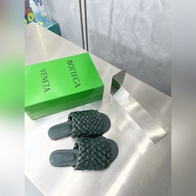 Высококачественная версия, качество оригинальной разработки. Bott
