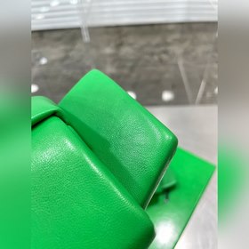 23ss Большой ветер Новая популярная модель BV, которую носят мног