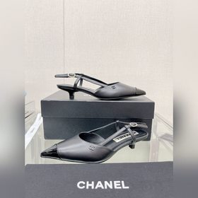 Chanel 23Ss – новые сандалии с острым носком и открытой пяткой Кл