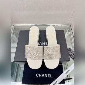 Chanel23Ss Сандалии на толстом каблуке с перламутровой поверхност