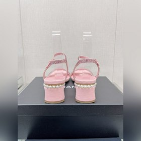 Chanel 23Ss Сандалии на толстом каблуке с перламутровой поверхнос