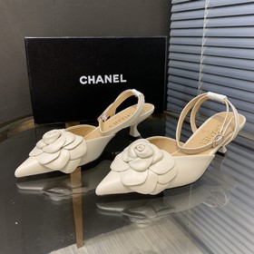 Chanel 3 представляет новую коллекцию летних сандалий Летняя кол