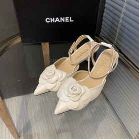 Chanel 3 представляет новую коллекцию летних сандалий Летняя кол