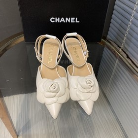 Chanel 3 представляет новую коллекцию летних сандалий Летняя кол