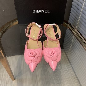Chanel 3 представляет новую коллекцию летних сандалий Летняя кол