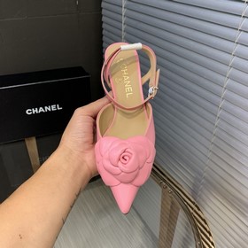 Chanel 3 представляет новую коллекцию летних сандалий Летняя кол