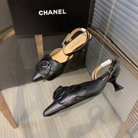 Chanel 3 представляет новую коллекцию летних босоножек Летняя ко