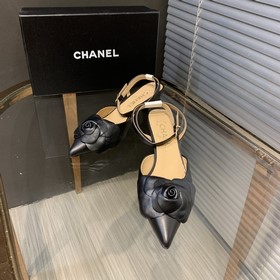 Chanel 3 представляет новую коллекцию летних босоножек Летняя ко