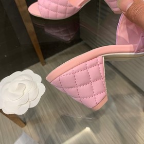 Новые сандалии Chanel 2023 раннего лета, такие же, как у ведущих 