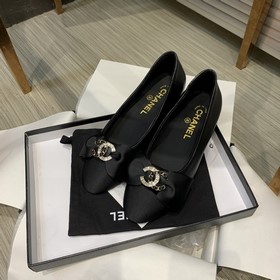 Chanel 3 представляет новую коллекцию туфель из линейки 2023S для