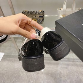 CHANEL 2023 Классическая сумка с ромбовидным узором и двойной цеп
