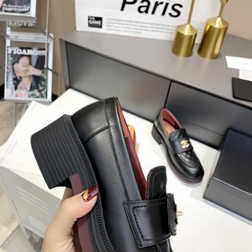 Новая модель Chanel, самые популярные лоферы этого года, широко о