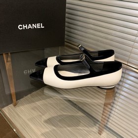Новая коллекция Chanel уже в продаже, это настоящий хит этого сез