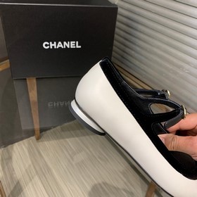 Новая коллекция Chanel уже в продаже, это настоящий хит этого сез
