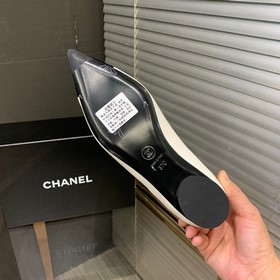 Новая коллекция Chanel уже в продаже, это настоящий хит этого сез