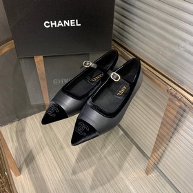 Новая коллекция Chanel в стиле «маленький аромат» уже в продаже.