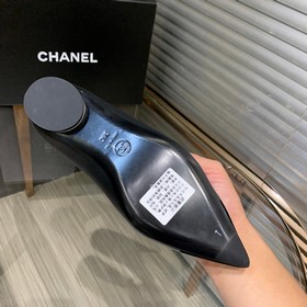 Новая коллекция Chanel в стиле «маленький аромат» уже в продаже. 