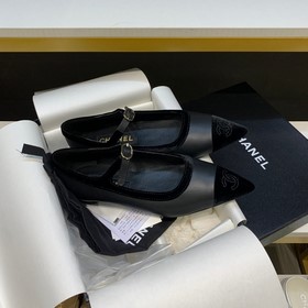 Новая коллекция Chanel в стиле «маленький аромат» уже в продаже. 