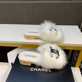 Chanel 2023 осень-зима： популярные меховые тапочки! Изысканные и 