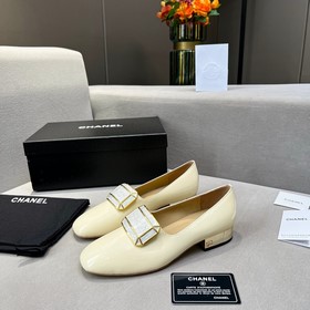 Новые туфли CHANEL в стиле лодочка. Полный ретро-стиль. Изящная ф
