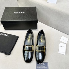 Новые лоферы CHANEL Очаровательная ретро-модель, изящный силуэт, 