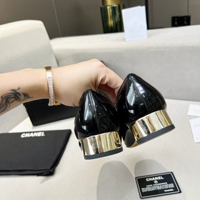 Новые лоферы CHANEL Очаровательная ретро-модель, изящный силуэт, 