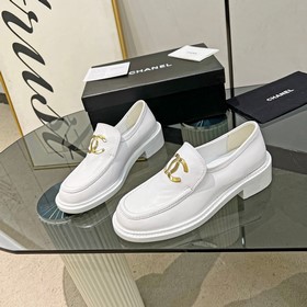 Новейшая коллекция Chanel для ранней весны, приобретена ZP для со