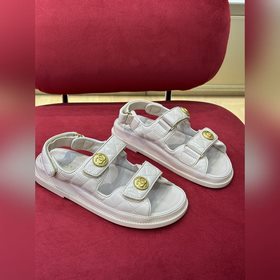 chane…l Пляжные сандалии Классические цвета + новые цвета весны-л