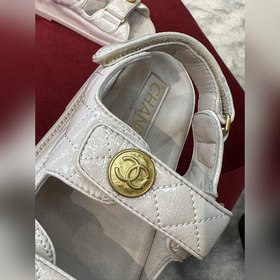 chane…l Пляжные сандалии Классические цвета + новые цвета весны-л