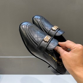 Официальный сайт обновлен： CHANEL FW2023, коллекция лучших туфель