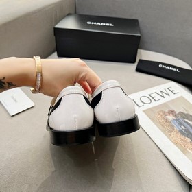 Лофт-туфли CHANEL Новая модель лофт-туфель Chanel в стиле ретро. 