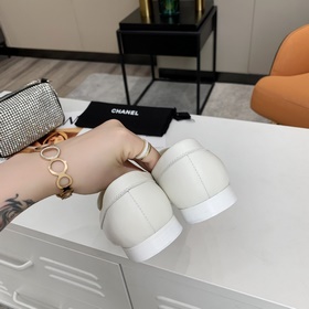 Chanel 2023 SS новейшая модель туфель с полувыгравированным больш