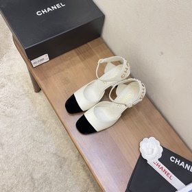 Самая прекрасная муза Chanel! Самая популярная модель дня во всех