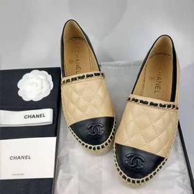 CHANEL Новая модель обуви в стиле «рыбацкие ботинки», представлен