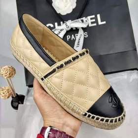 CHANEL Новая модель обуви в стиле «рыбацкие ботинки», представлен