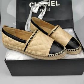 CHANEL Новая модель обуви в стиле «рыбацкие ботинки», представлен