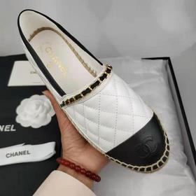 CHANEL Новая модель обуви в стиле «рыбацкие ботинки», синхронизир