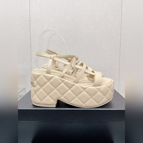 Chanel 23Ss Новая модель Chanel Ромбовидная платформа, толстая по