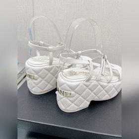 Chanel 23Ss Новая модель Chanel Ромбовидная платформа, толстая по