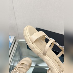 Chanel 23Ss Новая модель Chanel Ромбовидная платформа, толстый ка